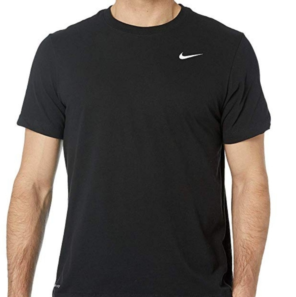 Men's nike Dri-fit t-shirt size medium